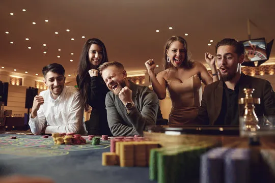 极悦娱乐 品牌形象